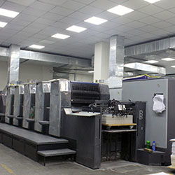 深圳寶紙展示架 十五年專業(yè)經(jīng)驗(yàn)，打造卓越紙貨架解決方案